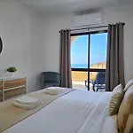 Golden Sun - Sunny Balcony, Sea View, Beach, Ac 아파트 카르보에이루