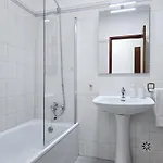 아파트 Golden Sun - Sunny Balcony, Sea View, Beach, Ac