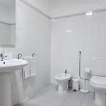 아파트 Golden Sun - Sunny Balcony, Sea View, Beach, Ac *