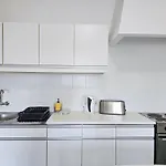 아파트 Golden Sun - Sunny Balcony, Sea View, Beach, Ac