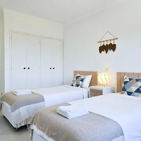 Golden Sun - Sunny Balcony, Sea View, Beach, Ac Apartmán