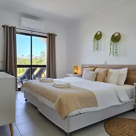 Golden Sun - Sunny Balcony, Sea View, Beach, Ac Apartamento